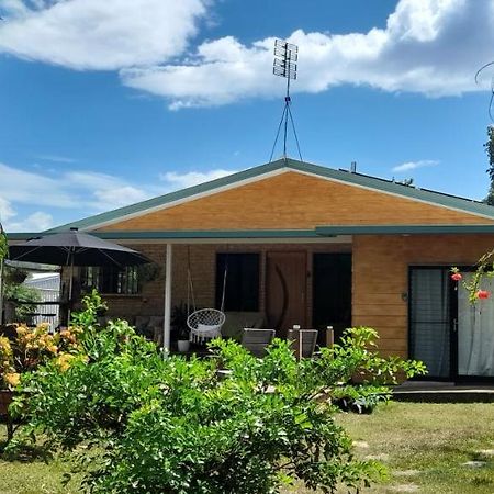 Figtree Cottage - Homestay - Yeppoon Exteriör bild